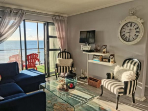 Classy Beach Apartment